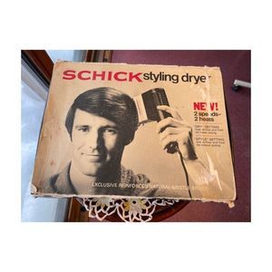 VTG USA Mens Shick Styling Hair Dryer With Comb & Brush 2 Speed Heats Model 336A